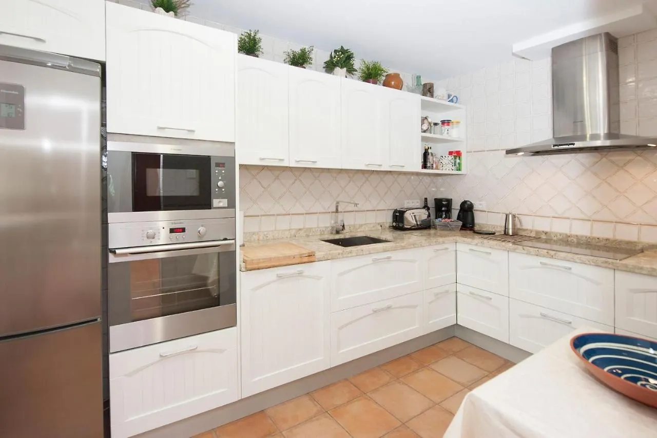 Woodhouse Villa Ariany Holiday home